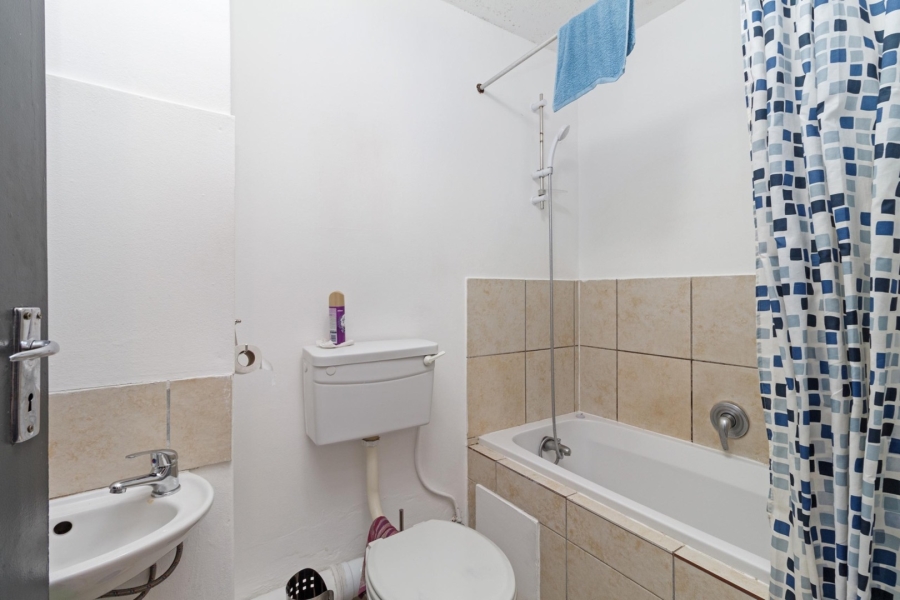 2 Bedroom Property for Sale in Townsend Estate Western Cape